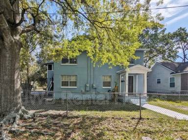 Main picture of 1719 Tyler St