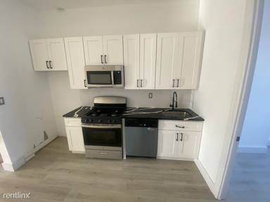 Main picture of 221 Rockaway Ave