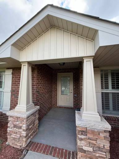 Main picture of 218 Healey Dr