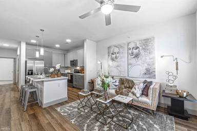 Main picture of 3761 Cypress Area