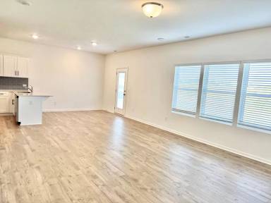 Main picture of 195 Ocelot Ln