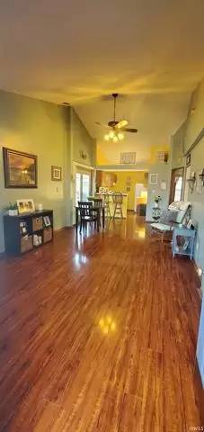 Main picture of 5818 Foxfield Dr