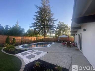 Main picture of 7614 Northeast Cir