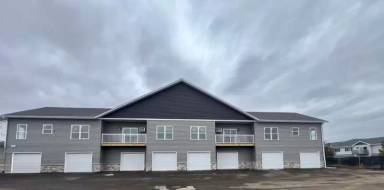 Main picture of 735 Meridian Dr