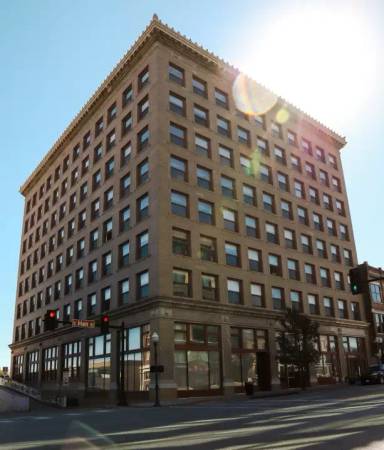 Main picture of 601 S Main St