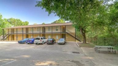 Main picture of 101 Cactus St