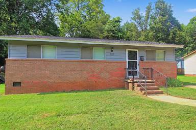 Main picture of 2700 Thornton Rd