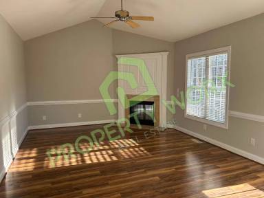 Main picture of 1805 Eastwood Ln