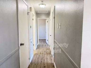 Main picture of 1775 Kay Dr