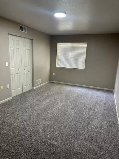 Main picture of 3723 Mackert St