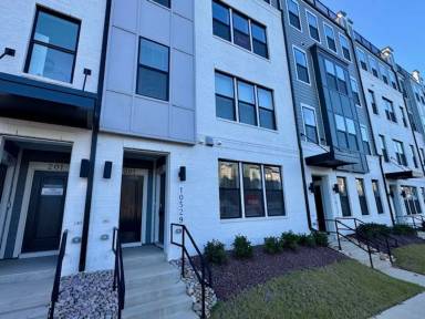 Main picture of 10529 Pleasant Branch Dr