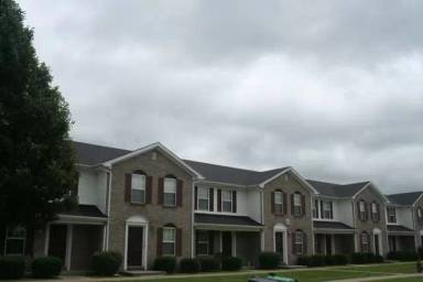 Main picture of 108 Woods Trl