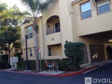 Main picture of 2856 Escala Cir
