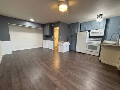 Main picture of 636 Nalanui St
