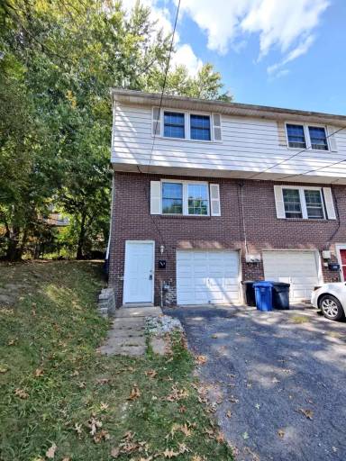 Main picture of 3259 Langfitt Ave