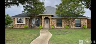 Main picture of 1400 Geneva Ln