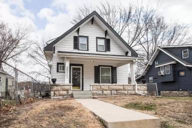 Main picture of 5511 Lydia Ave