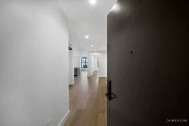 Main picture of Mission St