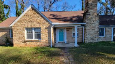 Main picture of 2363 Redwood Dr
