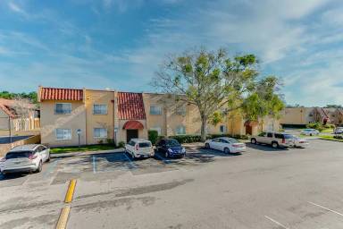 Main picture of 6561 Mission Ct