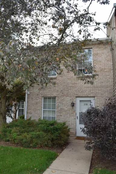 Main picture of 200 Gerald St