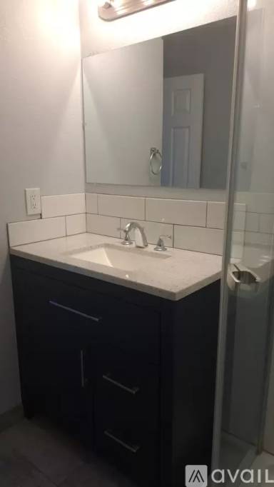 Main picture of 1594 W Alameda Ave