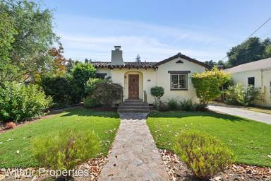 Main picture of 1020 Guinda St