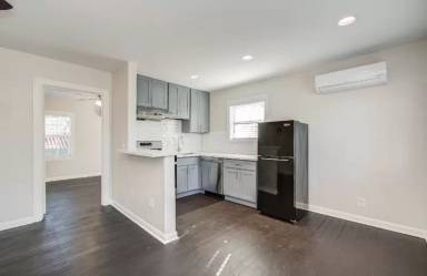 Main picture of 710 Hemphill St