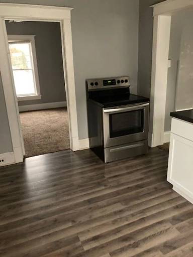 Main picture of 406 Garfield Ave