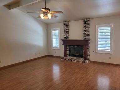 Main picture of 2305 Oxford Ave