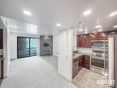 Main picture of 5865 Friars Rd