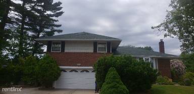 Main picture of 6 Oakdale Dr