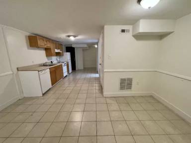 Main picture of 2805 11th St NW