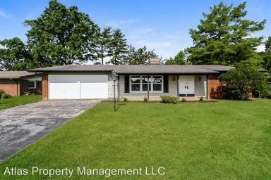 Main picture of 9431 Crestwood Manor Dr