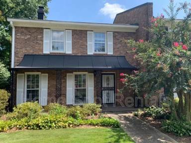 Main picture of 2932 Lavista Way