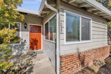 Main picture of 1047 Brommer St