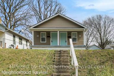 Main picture of 1927 Houston St