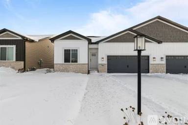 Main picture of 945 Eisenhower Blvd