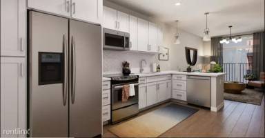 Main picture of 4801 Centennial Blvd