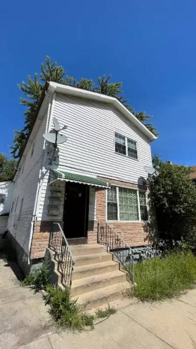 Main picture of 314 E 138th St