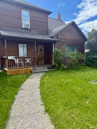 Main picture of 609 S 9th Ave