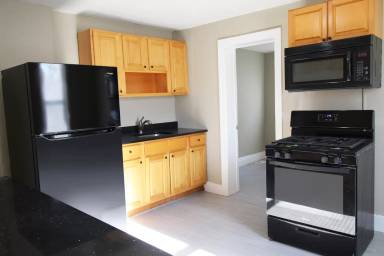 Main picture of 336 E Mechanic St