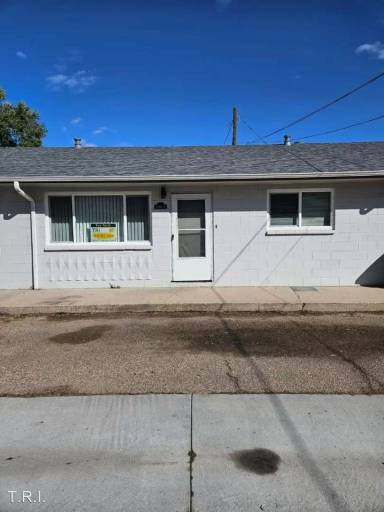 Main picture of 906 31st Ave