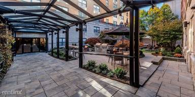 Main picture of 25 Morris Ave