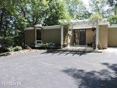 Main picture of 141 Wildflower Rd