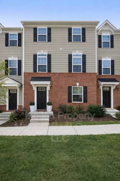 Main picture of 2152 Tupelo Grove Ln