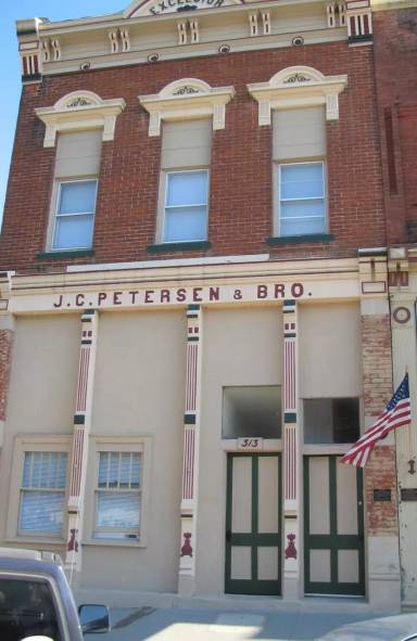 Main picture of 313 Main St