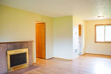 Main picture of 3807 SE 35th Pl