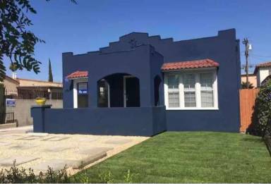 Main picture of 2116 S Orange Dr