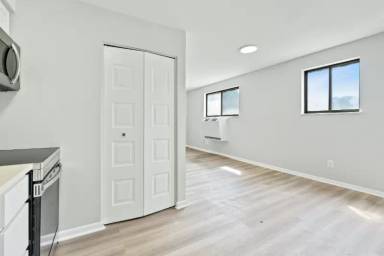 Main picture of 110 Butler St